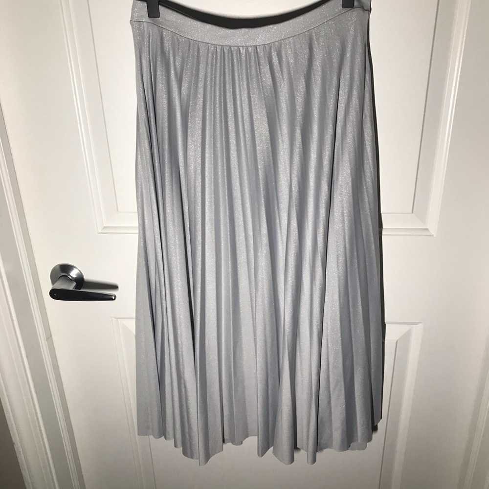 Halogen (Nordstrom) Metallic Pleat Midi Skirt - Picture 5 of 6